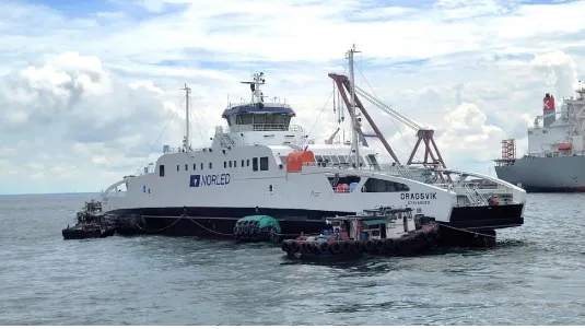 Sembcorp Marine's Dragsvik sets sail to Norled. /Sembcorp Marine
