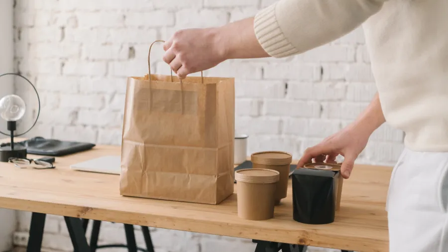 Mikhail Nilov's photo from Pexels