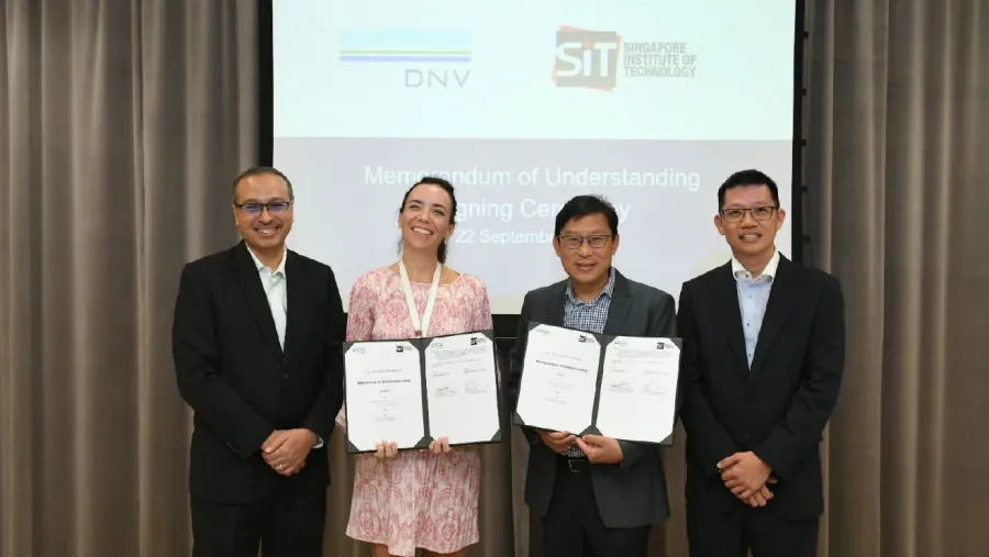 MOU signing ceremony at DNV Singapore office (from left to right): Dr. Shahrin Osman (Director, DNV Maritime Decarbonization & Autonomy Regional CoE), Cristina Saenz de Santa Maria (Regional Manager, Maritime, DNV), Bernard Nee (Vice President, Industry & Community, SIT), Associate Professor Kenneth Low (Deputy Cluster Director, Engineering, and Programme Leader, Naval Architecture and Marine Engineering, SIT)