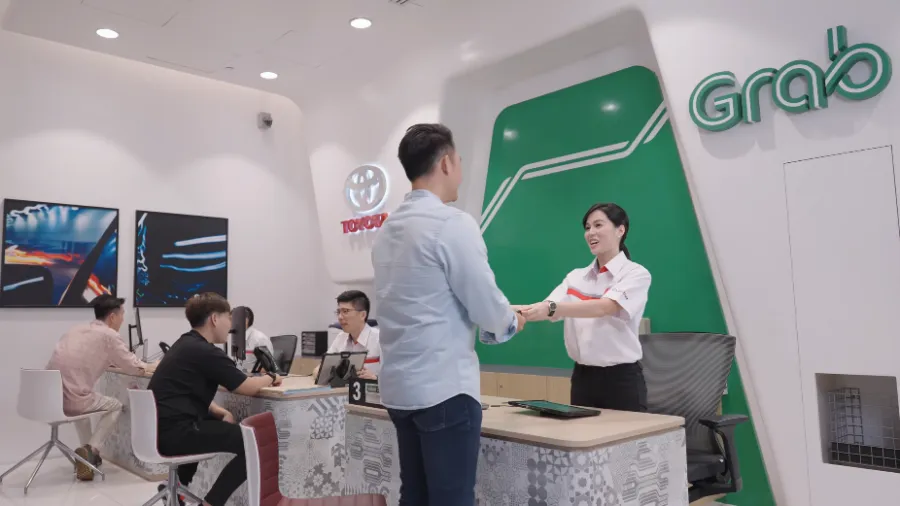 Screenshot from Borneo Motors Singapore's video