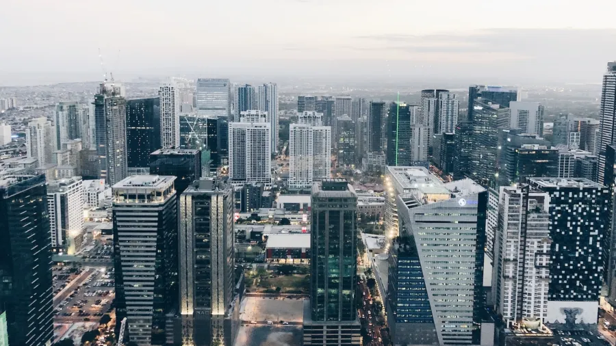 Bonifacio Global City, Philippines (Photo by OJ Serrano via Unsplash)