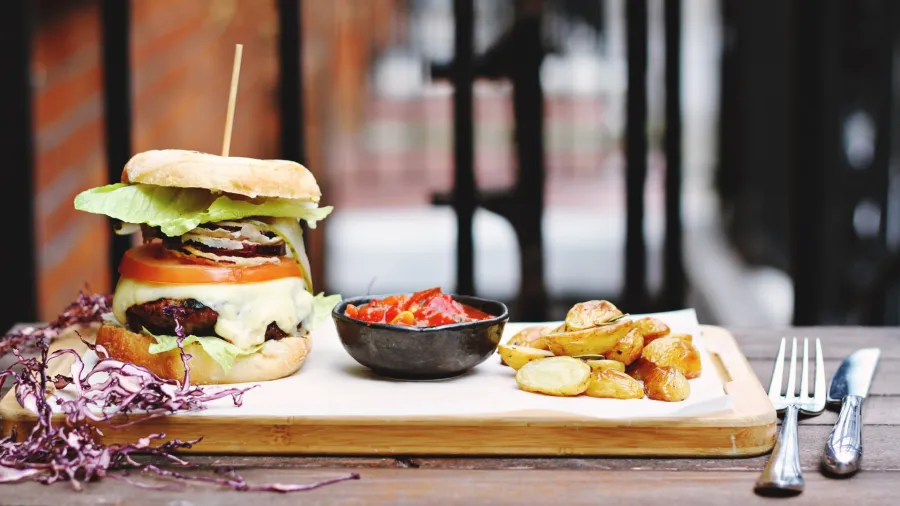 Photo from Unsplash by Toa Heftiba.