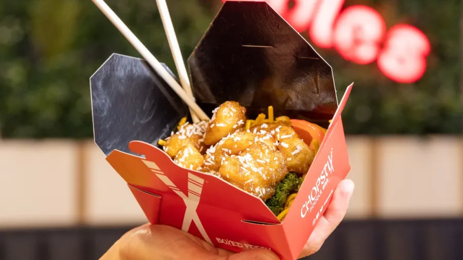 Press photo. /Chopstix