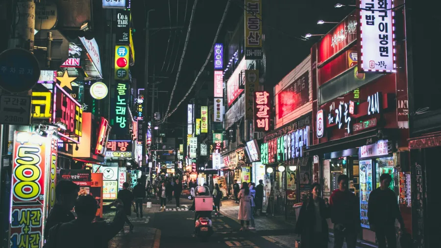 /Andrea De Santis from Unsplash