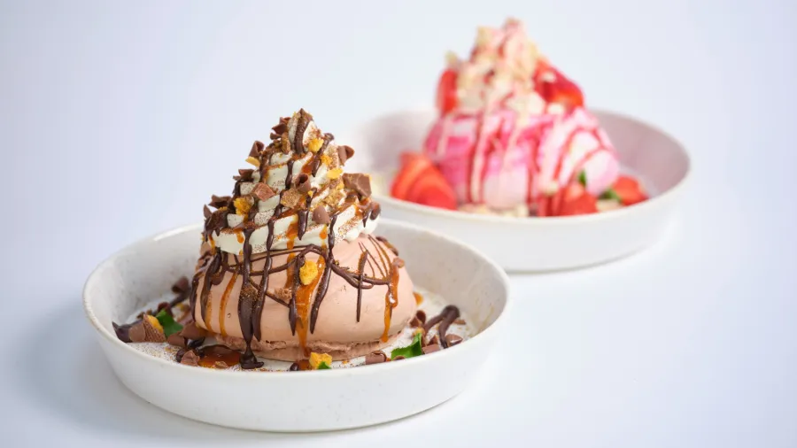 Press photo. /Creams Cafe